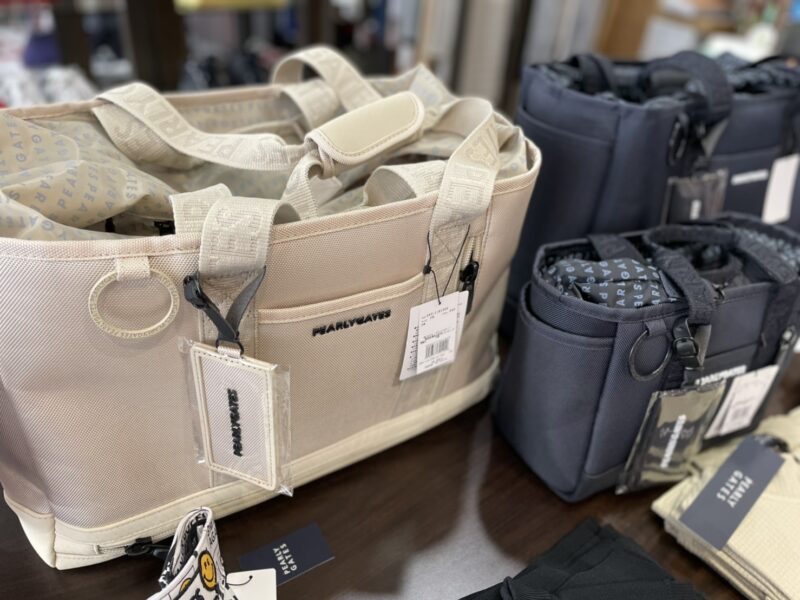 口コミ・レビュー評価が高いおすすめ人気商品の通販 パーリーゲイツ シリーズ❣️入荷してます 'ESSENTIAL' ゴルフバッグ・キャディバッグ